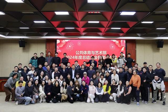 亚运会游泳运动员_亚运会最小冠军游泳_亚运游泳决视频